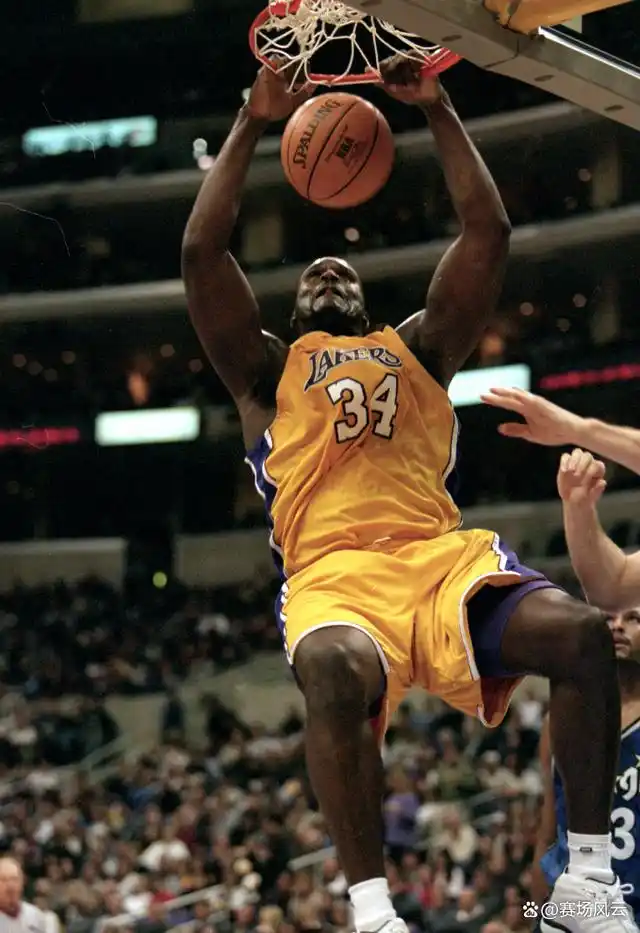nba湖人中锋排名_湖人历代中锋_美国篮球湖人历史上中锋