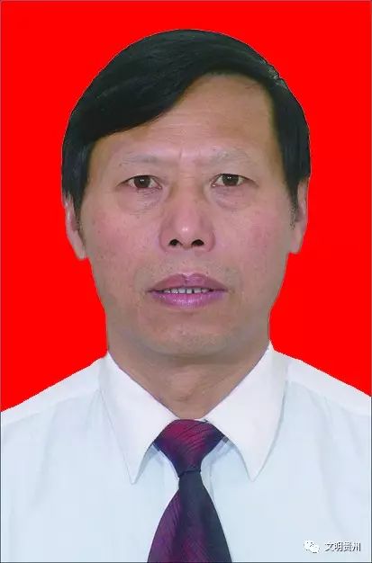 举重冠军病死_举重全国冠军30多岁逝世_举重冠军之死是深度报道吗