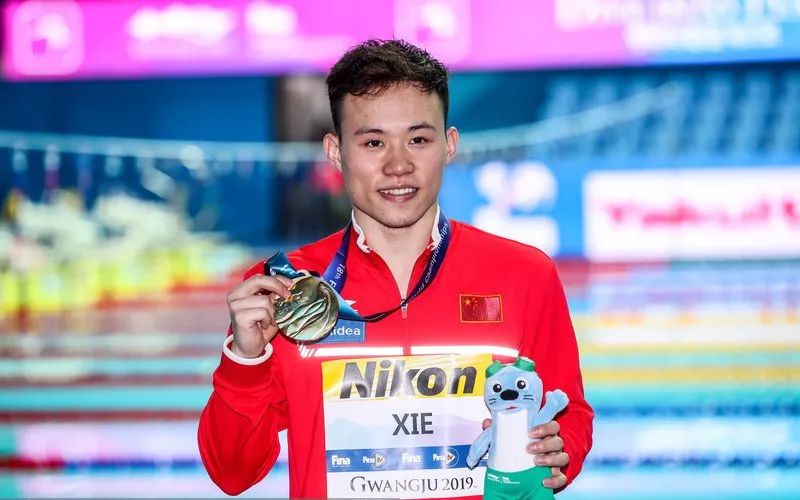 奥运会击剑中国冠军_中国击剑奥运冠军有哪些人_奥运冠军击剑人中国有多少人