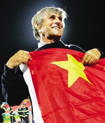 中国足球历史阵容_中国足球队历史球星_中国足球历史最强阵容