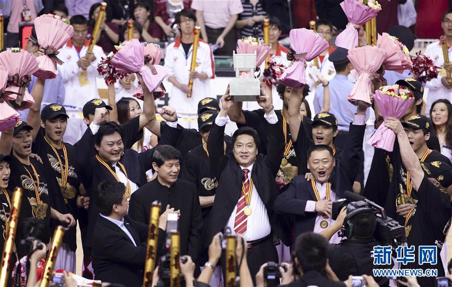 广东宏远篮球冠军历史名单_广东篮球历史人物_历年广东宏远篮球队球员名单