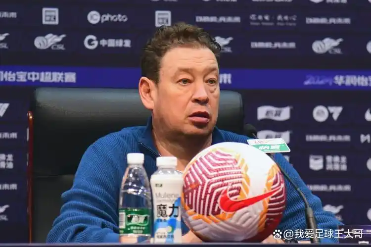 日本足球历史上最尴尬一球_足球场上的尴尬事_足球尴尬搞笑视频
