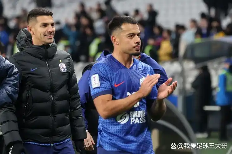 日本足球历史上最尴尬一球_足球场上的尴尬事_足球尴尬搞笑视频
